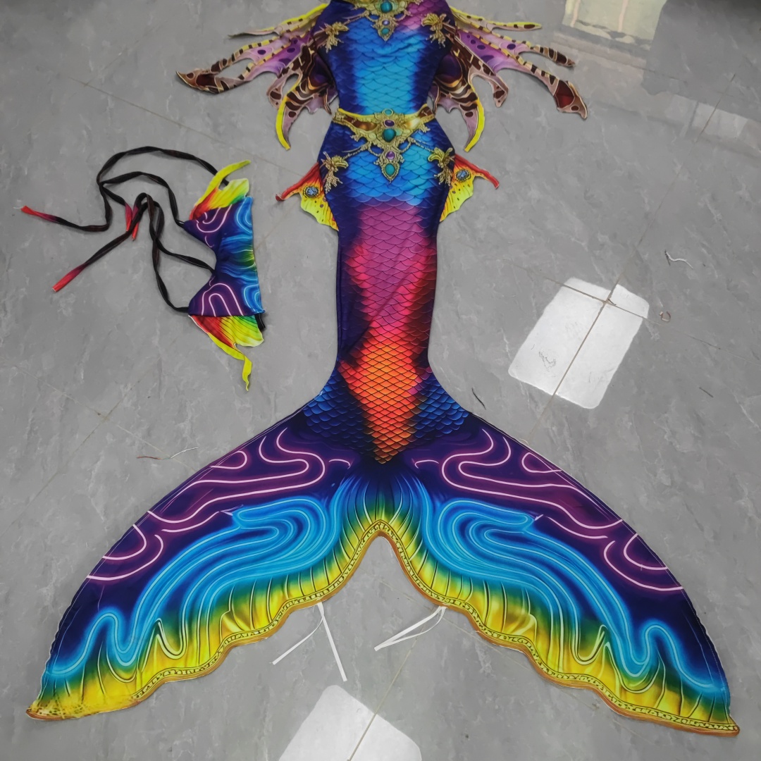 Coda di Sirena per Adulti, Cos - Aquarium Fish Usa recensione e prezzo